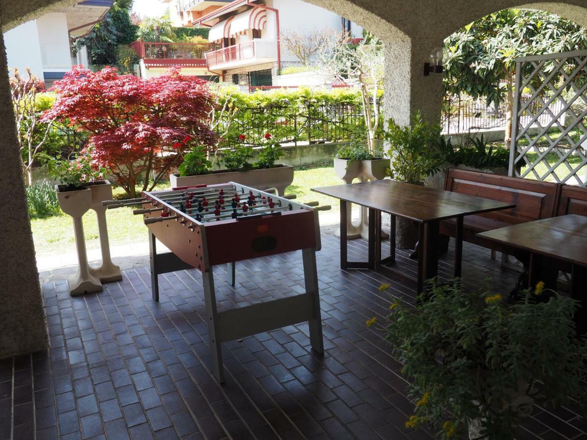B&B Villa Filotea & Apartment Дезенцано-дель-Гарда Екстер'єр фото
