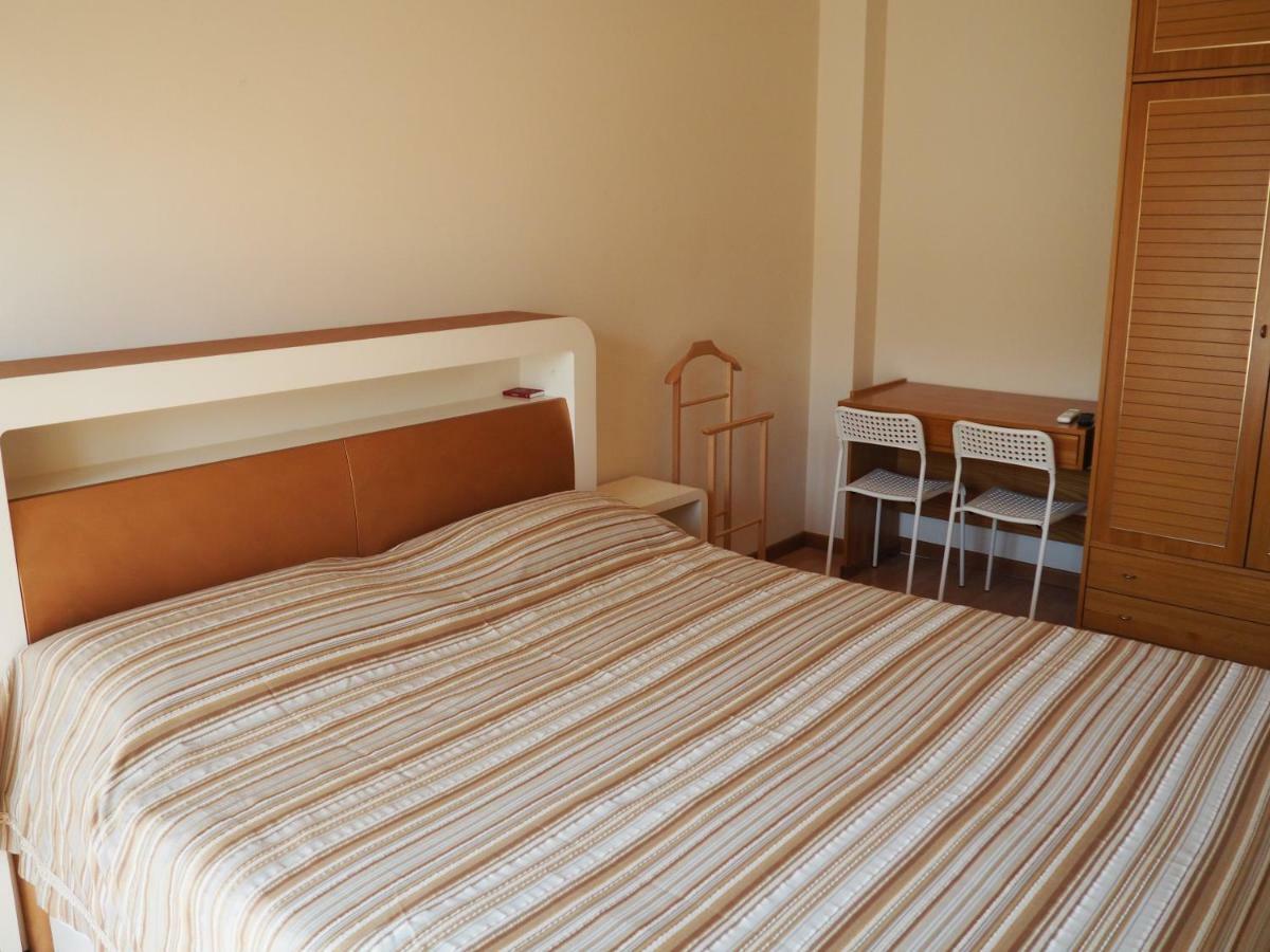 B&B Villa Filotea & Apartment Дезенцано-дель-Гарда Екстер'єр фото